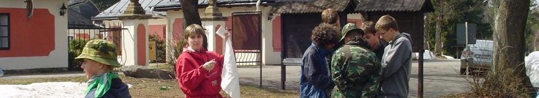 U Karl�tejna na tr�v��ku.