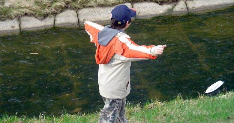 Heri a jeho podnikatelsk� jachta! Nakonec m� p�ece jen p�edjel...